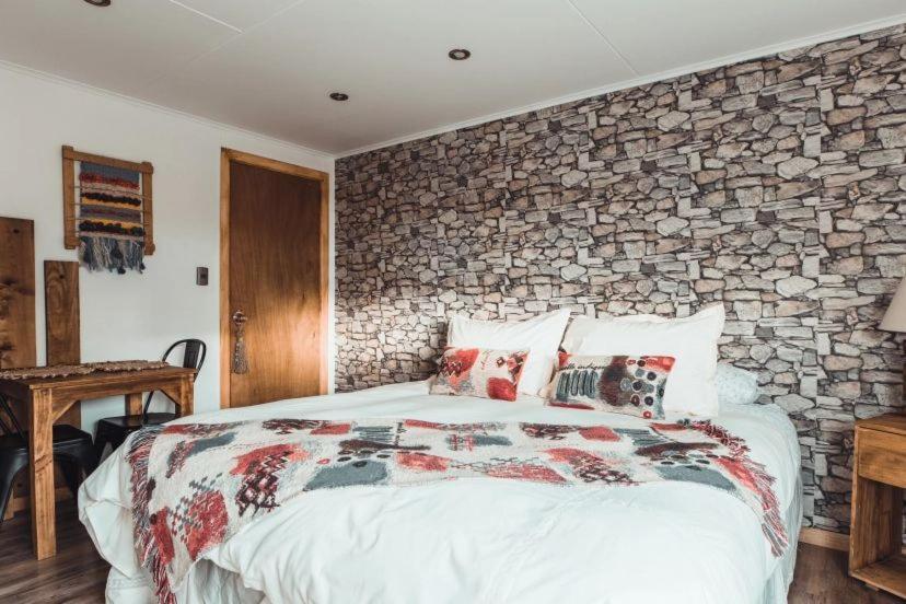 Hostal Lago Condor 푸에르토나탈레스 외부 사진