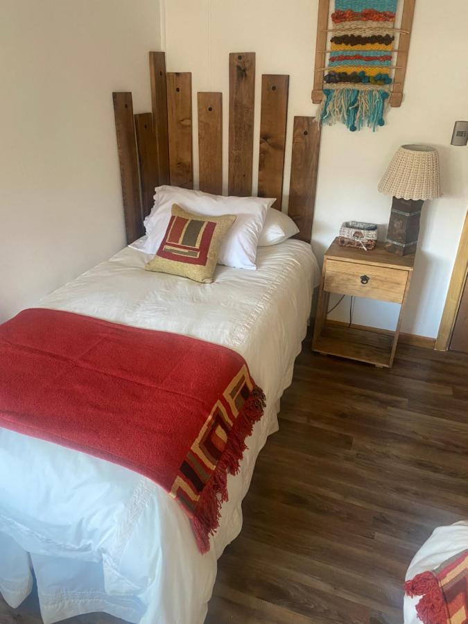 Hostal Lago Condor 푸에르토나탈레스 외부 사진
