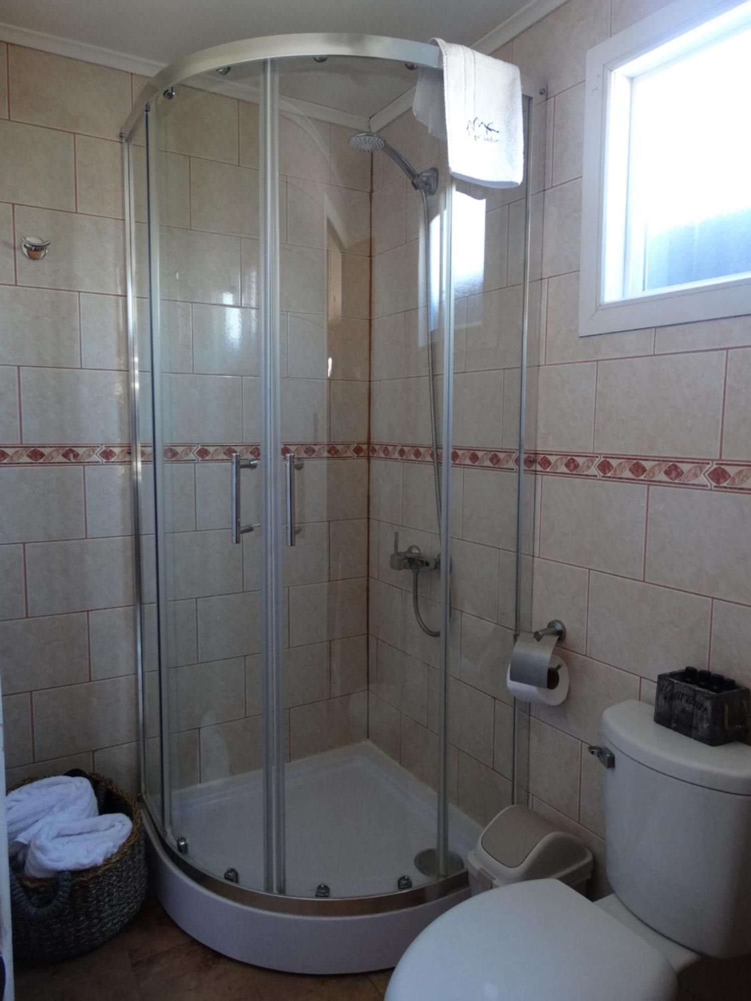 Hostal Lago Condor 푸에르토나탈레스 외부 사진