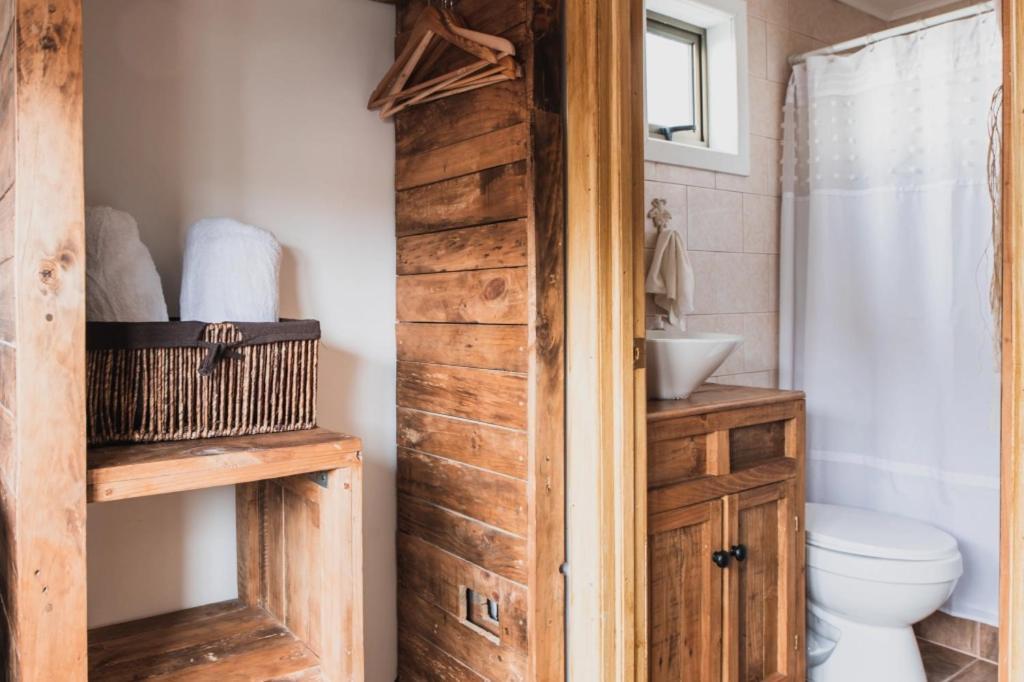 Hostal Lago Condor 푸에르토나탈레스 외부 사진